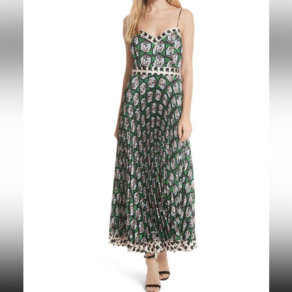 MILLY
Women's Green Jill Hexagon Floral Print Maxi Dress NWT, Size 4.